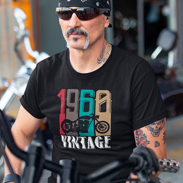 T shirt personnalisé moto de votre année de naissance au look vintage